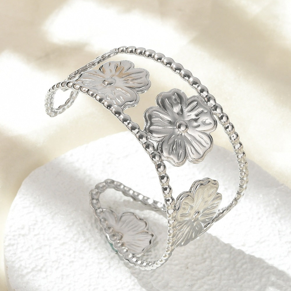 Silver Bloom Statement Cuff (Silver)